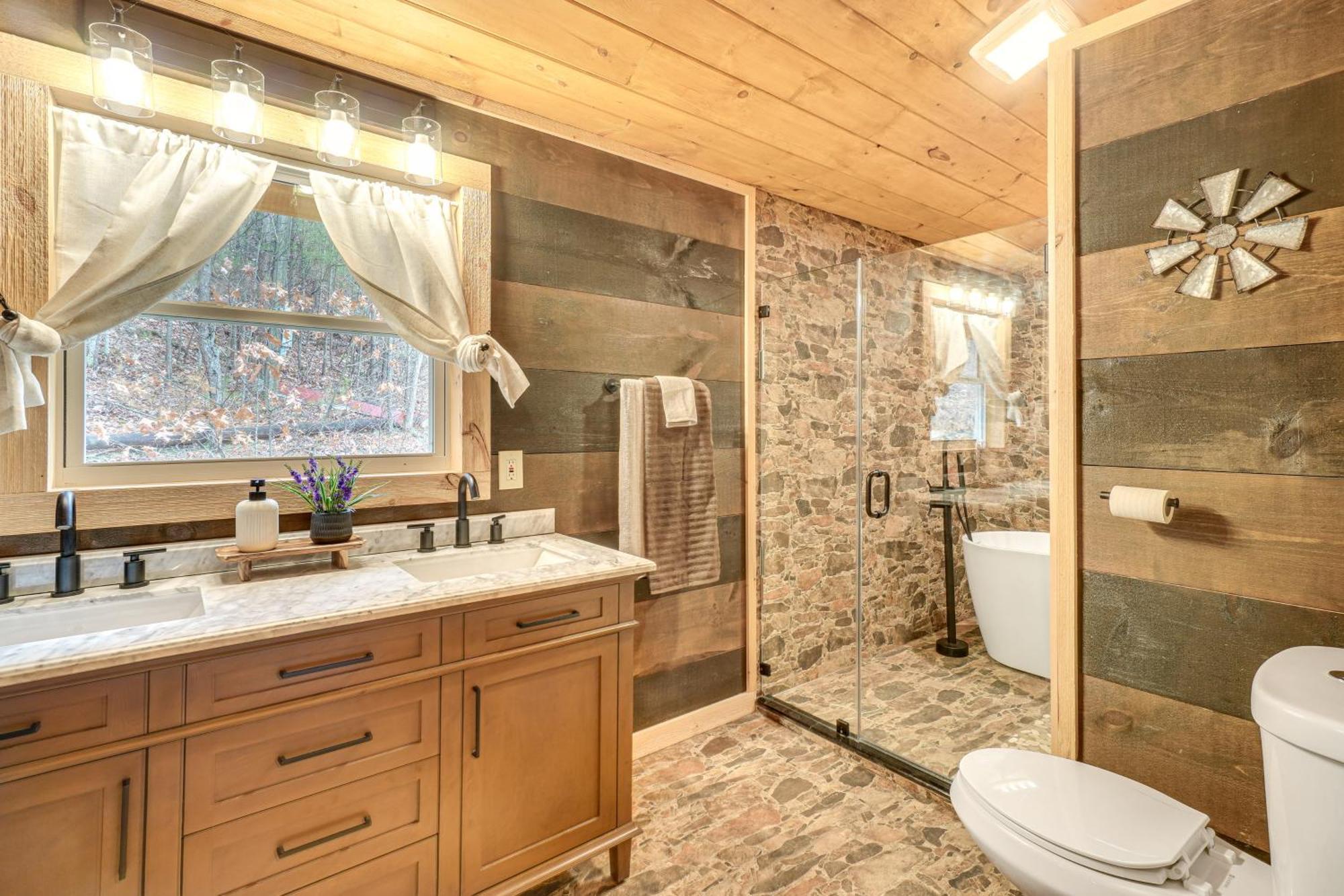 Cozy Sevierville Cabin With Hot Tub And Game Room! Pigeon Forge Exteriör bild