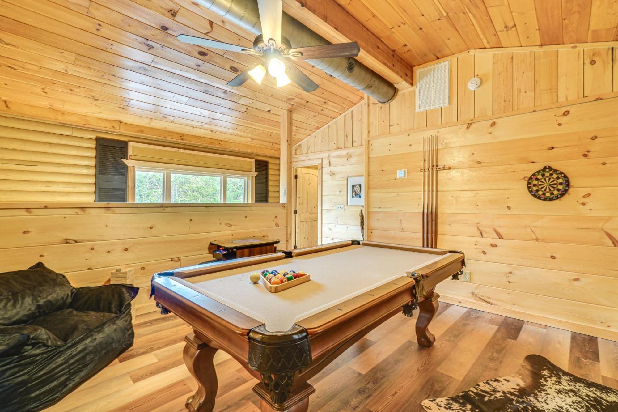 Cozy Sevierville Cabin With Hot Tub And Game Room! Pigeon Forge Exteriör bild